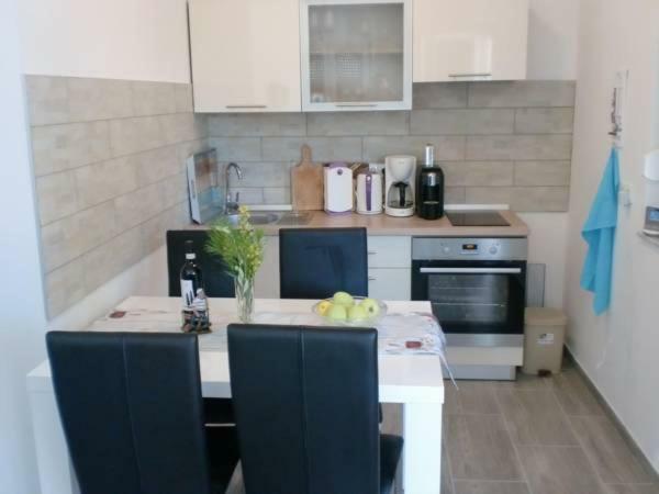 Villa Santa Barbara Vrsi Eksteriør billede